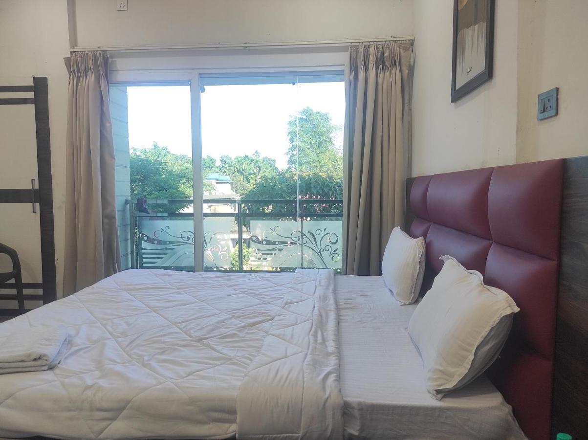 Hotel Sg Hub Tower Margherita ภายนอก รูปภาพ