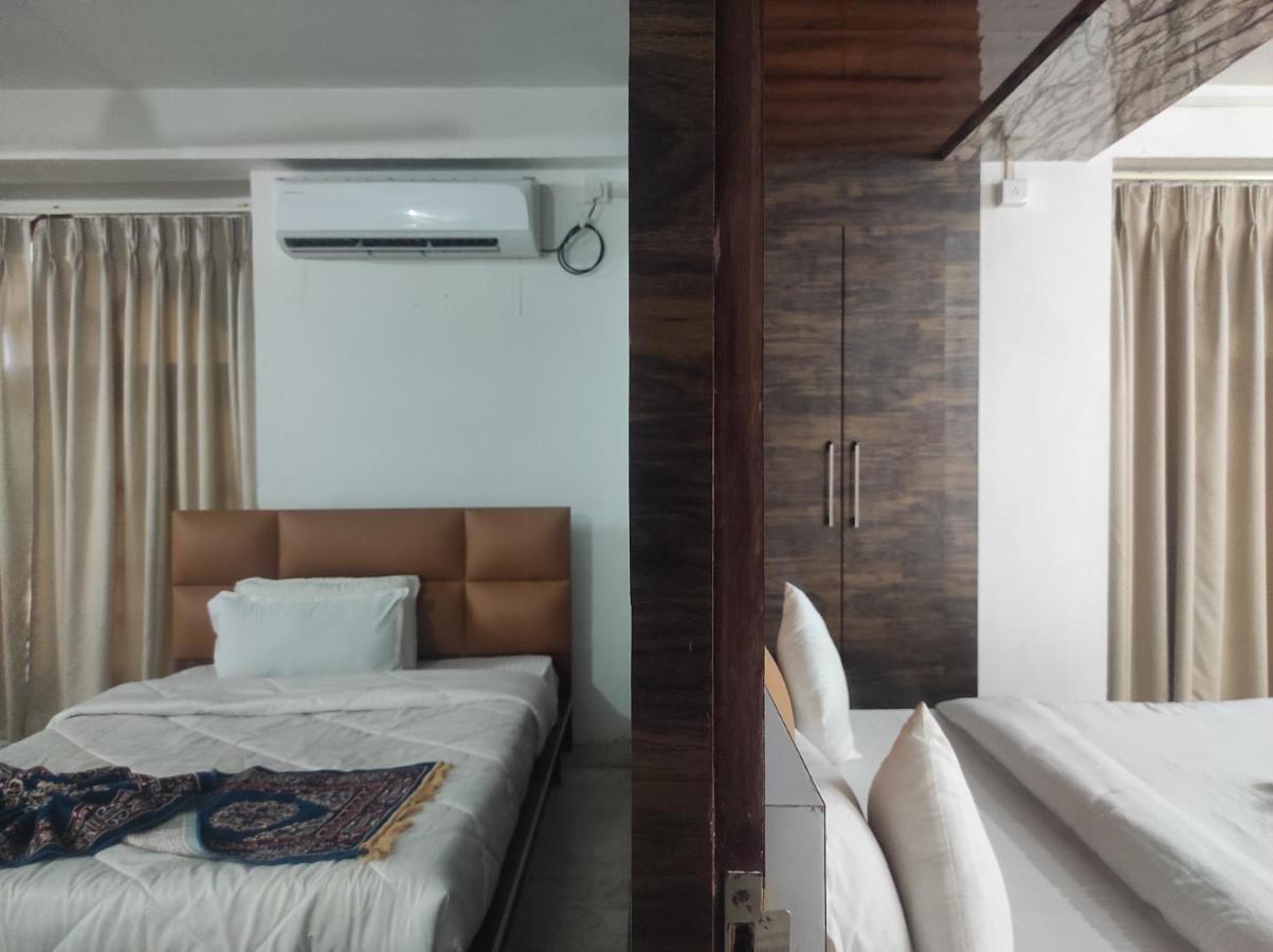 Hotel Sg Hub Tower Margherita ภายนอก รูปภาพ