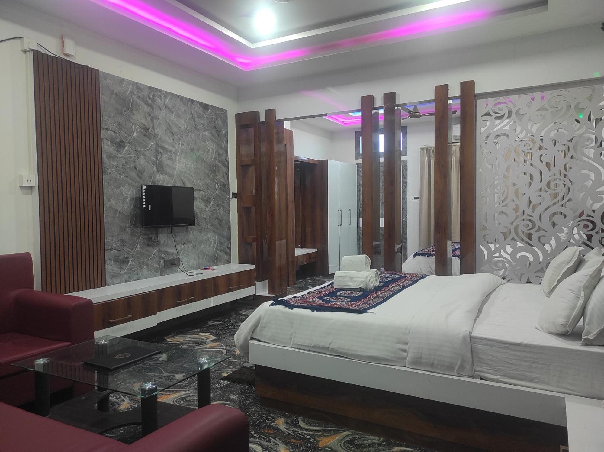 Hotel Sg Hub Tower Margherita ภายนอก รูปภาพ